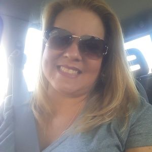 Meet your Posher, Rochelle